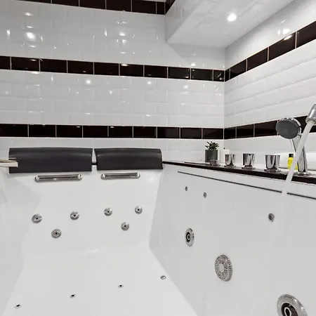 Appartement La Confidentielle - Balneo - Sauna - Hypercentre - Ac